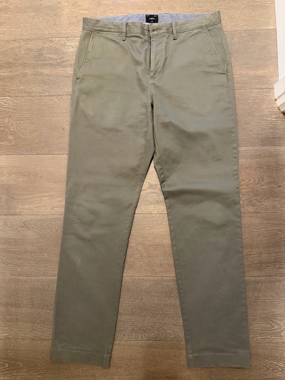J.Crew 770 straight fit chinos - 32x32